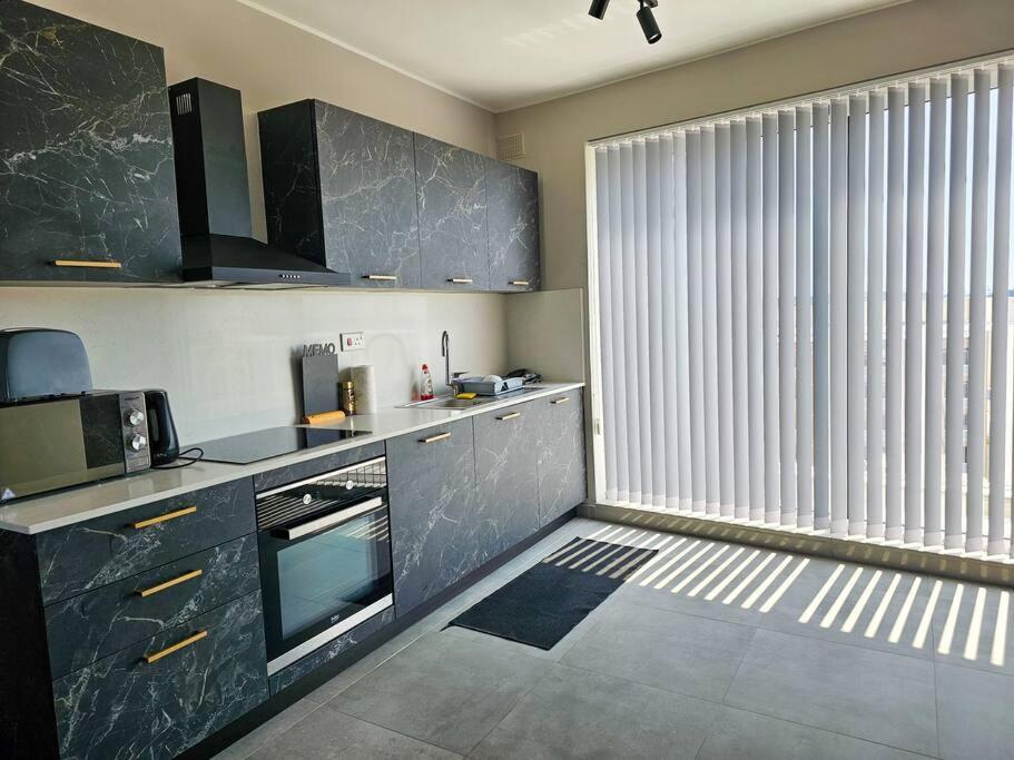 Marsaskala Sea View Duplex Penthouse - Mive Properties Exterior photo